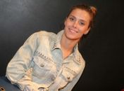 'Às vezes enjoo da aliança e uso anel no lugar', diz Carolina Dieckmann