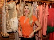 Sem Sorocaba, Íris Stefanelli participa de lançamento em São Paulo