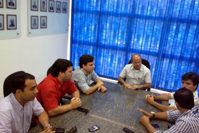 Prefeito de Roteiro Wladimir Brito - PDT, vereador César Júnior ( PR - Jequiá), prefeito de Penedo Március Beltrão- PDT, prefeito de Jequiá da Praia Marcelo Beltrão - PTB, e prefeito de Feliz Deserto Maykon Beltrão - PMDB