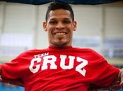 Boxeador assume ser gay e ignora provocações