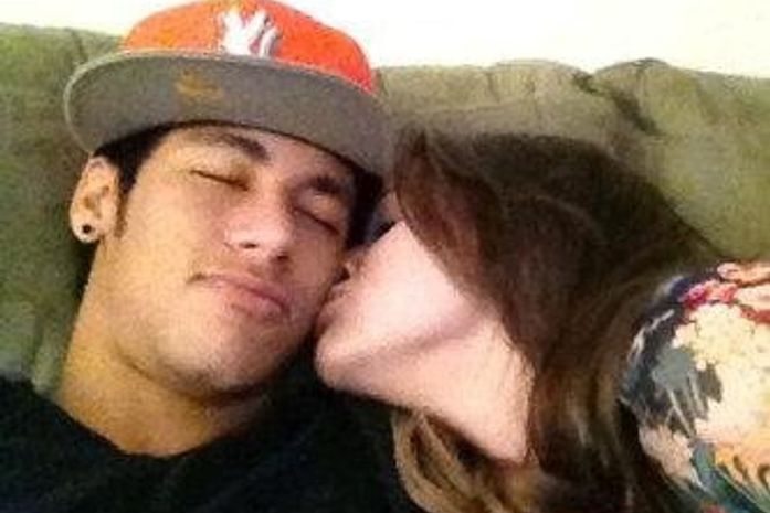 Neymar e Bruna Marquezine estão namorando, garantem amigos