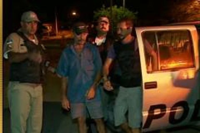 Homens foram presos com carga roubada