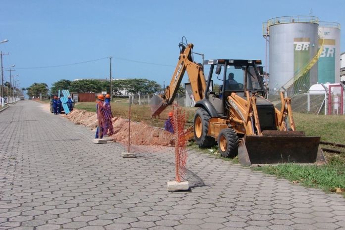 Começa a ampliação do abastecimento de água do Porto de Maceió