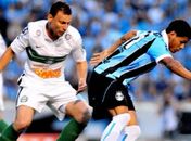 Grêmio pressiona, mas para no embalado Coritiba no Olímpico