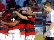 Flamengo bate São Paulo e respira aliviado ao ver zona mais longe