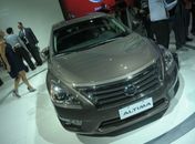 Nissan apresenta o Altima, seu 'anti-Fusion' no salão de SP