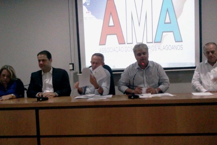 Bancada federal esteve na AMA