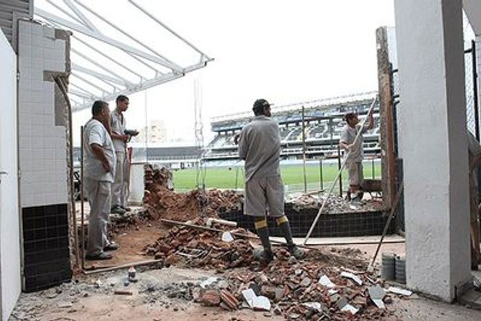 CBF libera Vila Belmiro e Santos aguarda definição do STJD