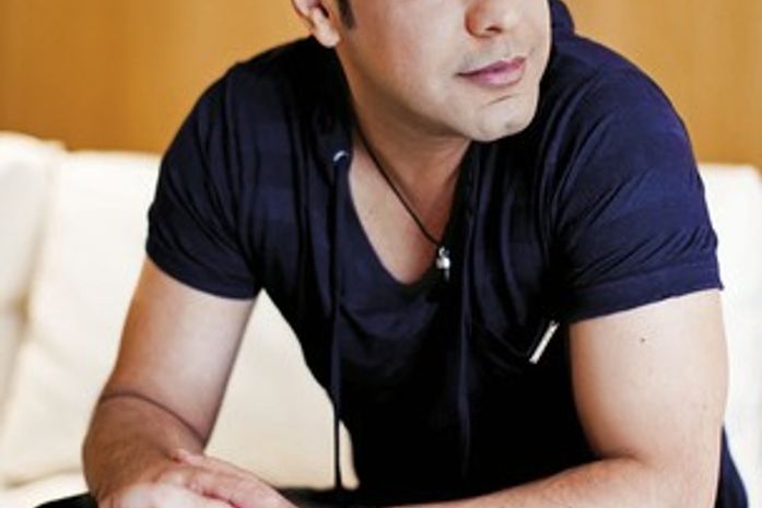 Zezé Di Camargo diz a revista que tem testosterona de 'menino de 18'