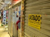 Semtabes reabre boxes lacrados por falta de uso no Shopping Popular