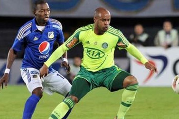 Palmeiras só anda em campo e é eliminado na Sul-Americana