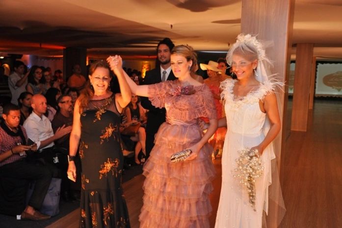 Primeira noite do Maceió Fashion Design tem desfile de crianças especiais