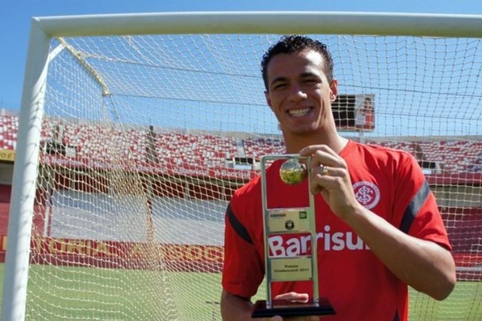 Leandro Damião - Premio Friedenreich 2011