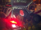 Jovens são presos ao assaltar mulher no Cleto Marques