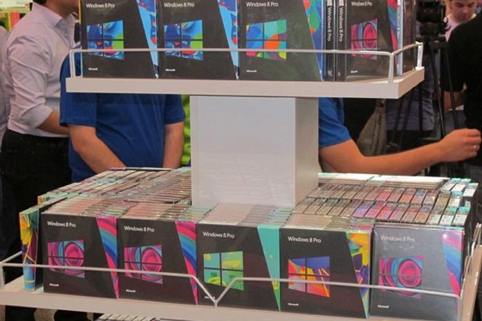 Windows 8 começa a ser vendido no Brasil
