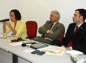 Cláudia Amaral foi a primeira candidata a participar de encontro na APE-AL