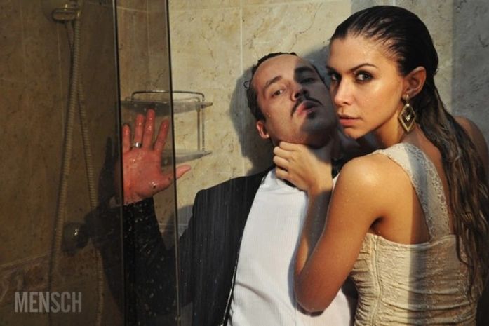 Rodrigo Andrade se despede de 'Gabriela' e posa com a namorada