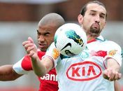 Inter vence o Palmeiras com lambança da arbitragem e aumenta drama dos paulistas