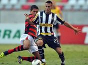 Botafogo bate Atlético-GO em jogo com gol, lesão e choro de Seedorf