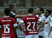 Leitura labial mostra delegado criticando árbitro alagoano