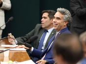 Mais acessibilidade: PL de Rafael Brito garante assento especial para pessoas com deficiência em aviões

