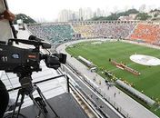 Árbitros dizem que colegas apitam com ajuda da TV