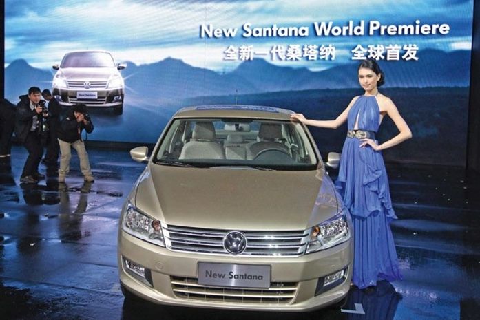 Novo Santana é revelado na Alemanha, mas será feito na China