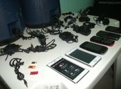 Aparelhos celulares apreendidos com servidor