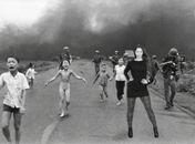 Fotos de Nana Gouvêa entre destroços do Sandy ganham paródias