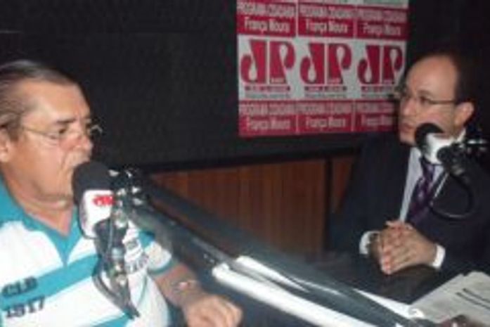 França Moura entrevista o professor Thiago Bomfim