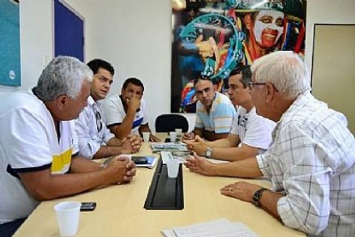 Semtabes realiza reunião para organizar Feira do Tabuleiro