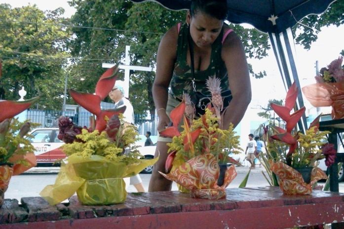 Comércio de flores ajudou no faturamento extra de comerciantes