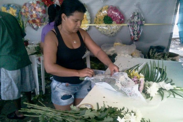 Comércio de flores ajudou no faturamento extra de comerciantes