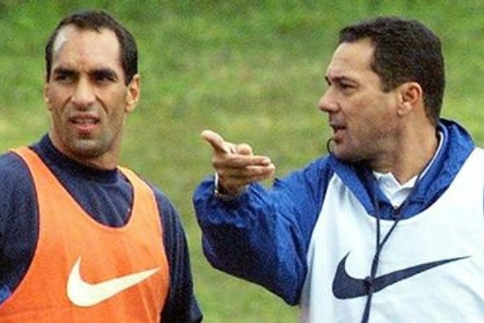 Edmundo vai denunciar Luxa por estelionato