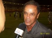 Treinador Roberval Davino 2012