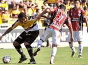 Joinville surpreende e vence Criciúma fora de casa