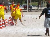 Elenco do Corinthians Alagoano realizou treino físico na praia de Pajuçara