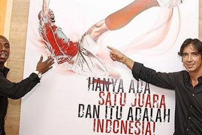 Amaral encara vulcão e tem outdoor na Indonésia