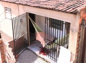 Jovem foi morto em casa