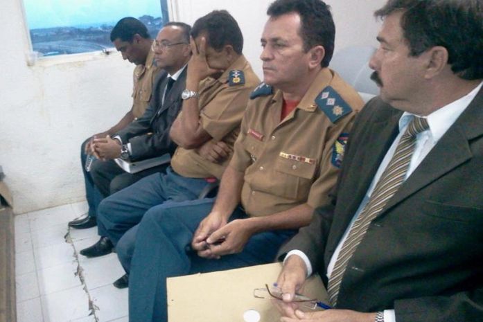 Major es Renivaldo de Lima Barbosa Roberto Estevam dos Santos e o tenente Ederaldo dos Santos Gomes