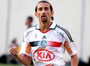 Palmeiras rejeita propostas por Barcos e promete segurá-lo