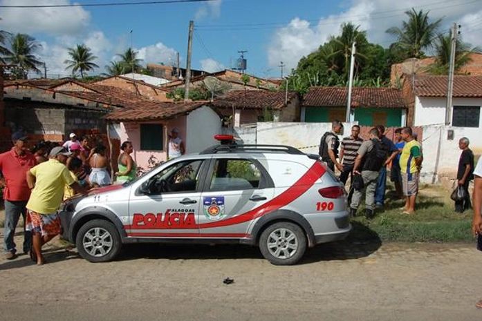 Polícia está no local
