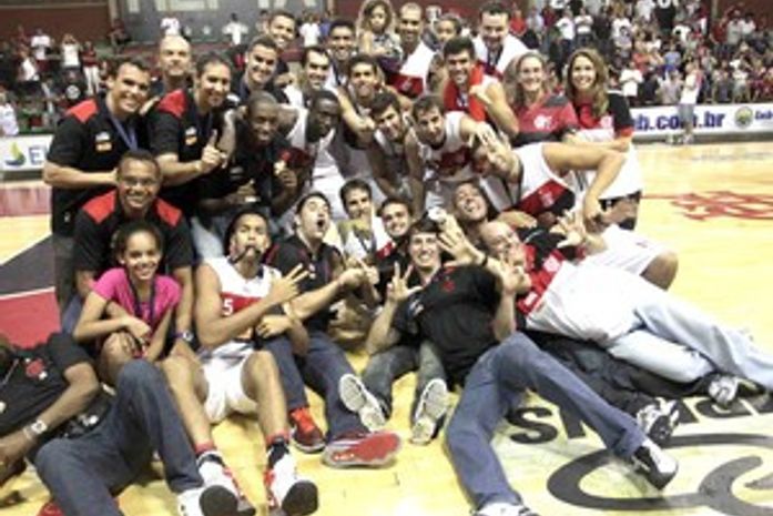 Flamengo bate Tijuca e é campeão carioca pela 8ª vez seguida