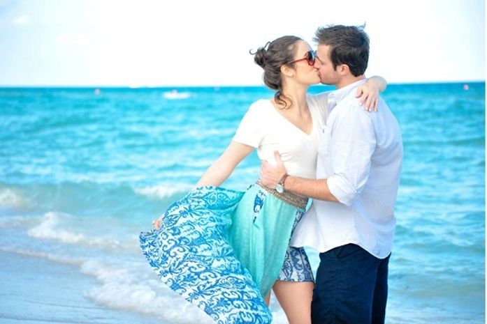 Tá podendo! Isabel volta da Europa rica e com visual repaginado.