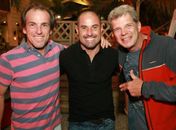 Recuperado de um infarto, Raul Gazolla vai a aniversário de amigo