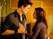 Sequência de 'Crepúsculo' escrita por fãs será lançada em dois livros