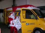 Exemplo de amor maternal encanta Papai Noel dos Correios