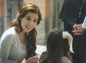 O passado assombra! No novo emprego Laura fica de frente com Melissa