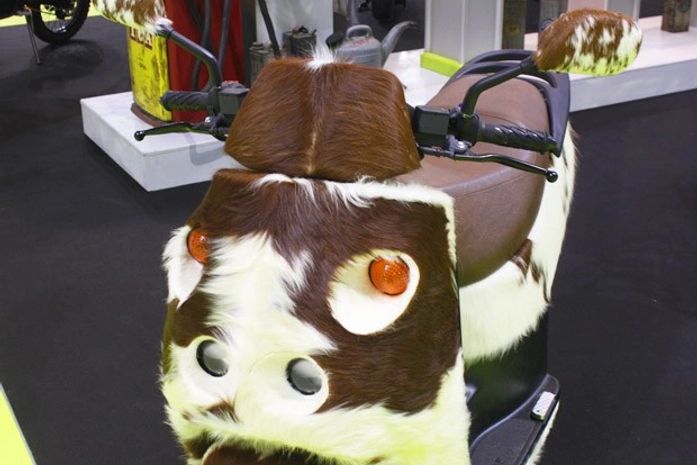 'Moto-vaca' é destaque em ala de customização do Salão de Milão