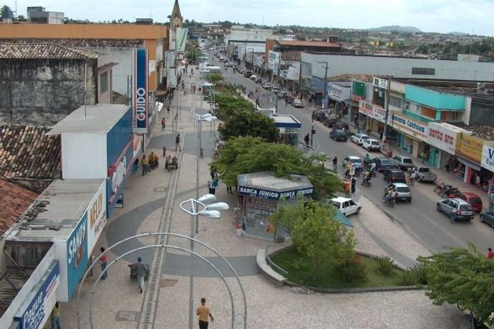 Estudante arapiraquense pula de carro em movimento e escapa de sequestradores